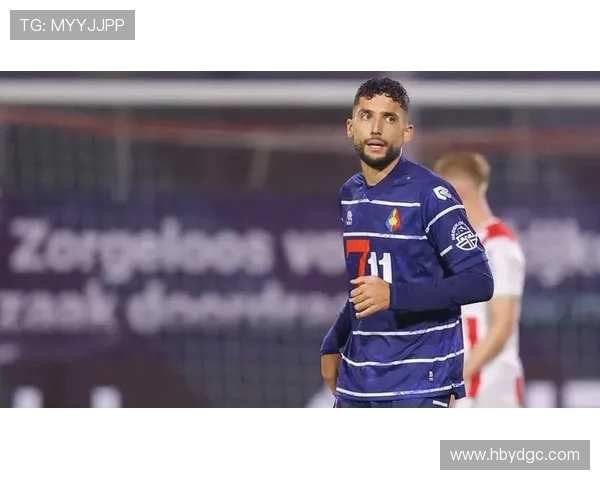 拉科鲁尼亚前锋埃达霍里因跌落巨石受伤紧急送医治疗